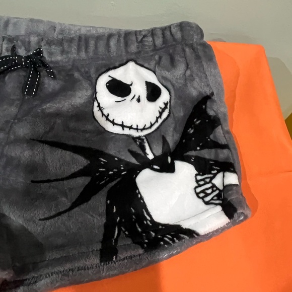 Women’s Jack Skeleton sleep Fleece Shorts NWOT - Picture 1 of 8